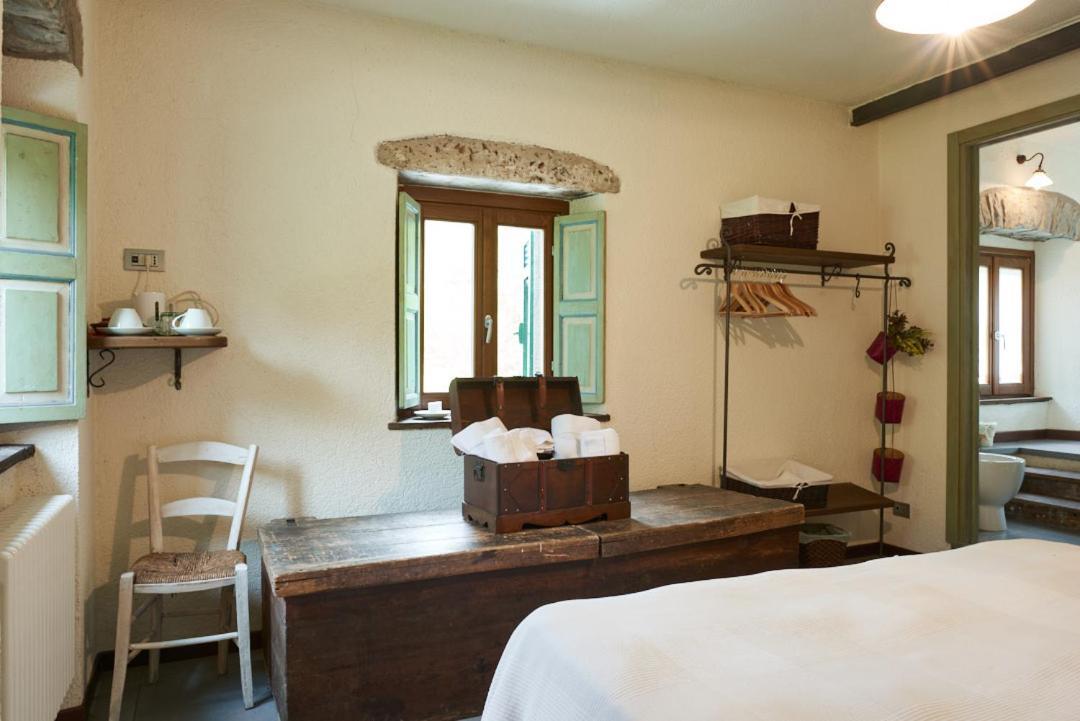 Agriturismo Mulino Marghen - Restored Watermill - Retreat Center Bed & Breakfast Zeri Exterior photo